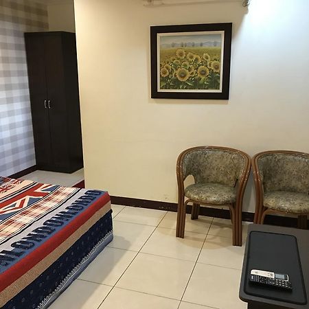 Hefeng Ting Homestay Heng-ch'un Esterno foto