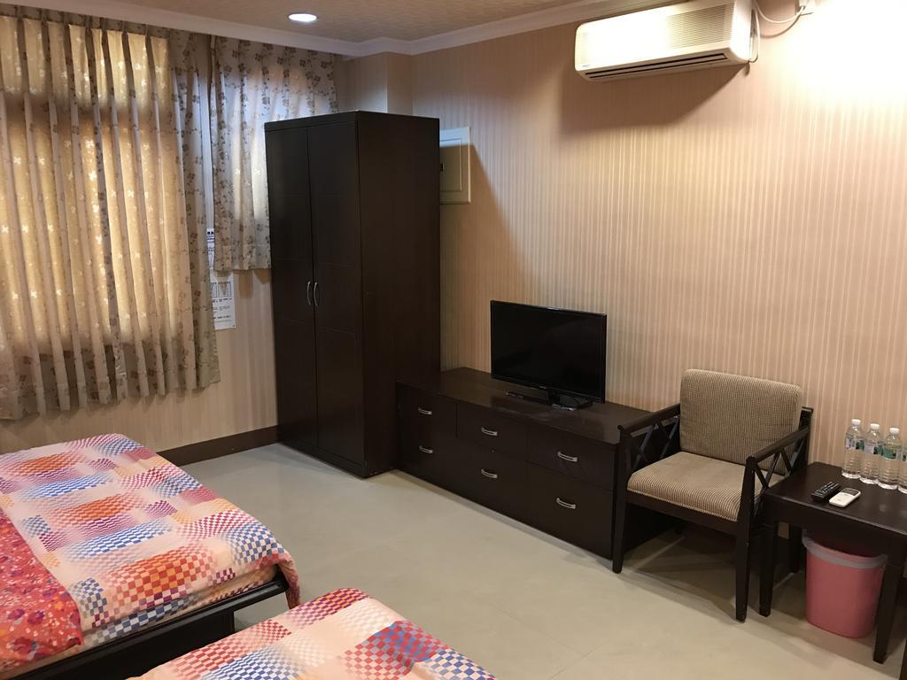 Hefeng Ting Homestay Heng-ch'un Esterno foto